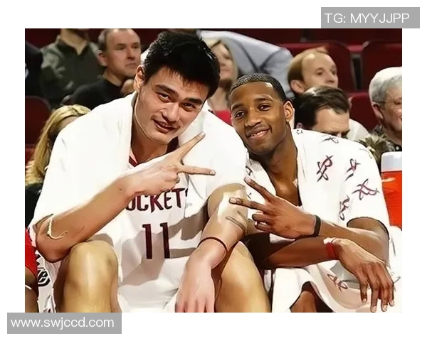 姚明在NBA赛场上的辉煌时刻与球迷欢呼声的永恒回响