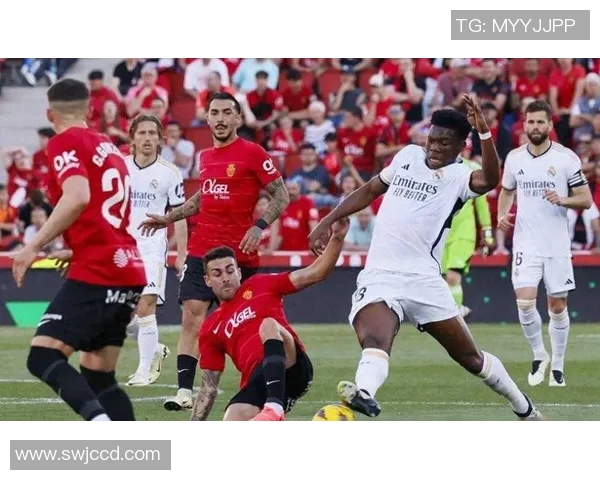 西甲联赛精彩对决曼联大胜热刺引发全场热议