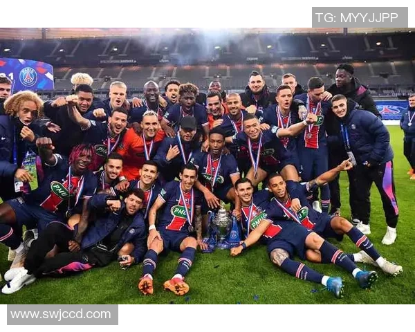 欧冠激战巴黎圣日耳曼大胜莱比锡引发转会风波与球迷热议 欧冠激战巴黎圣日耳曼大胜莱比锡引发转会风波与球迷热议