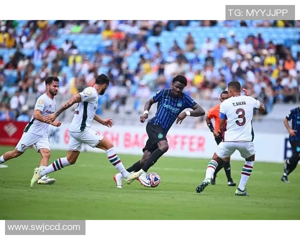 欧联杯决赛曼城大胜国米四球横扫全场引发热烈反响